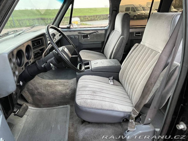 Ostatní značky Ostatní modely GCM Suburban Sierra Classic 2500 1987