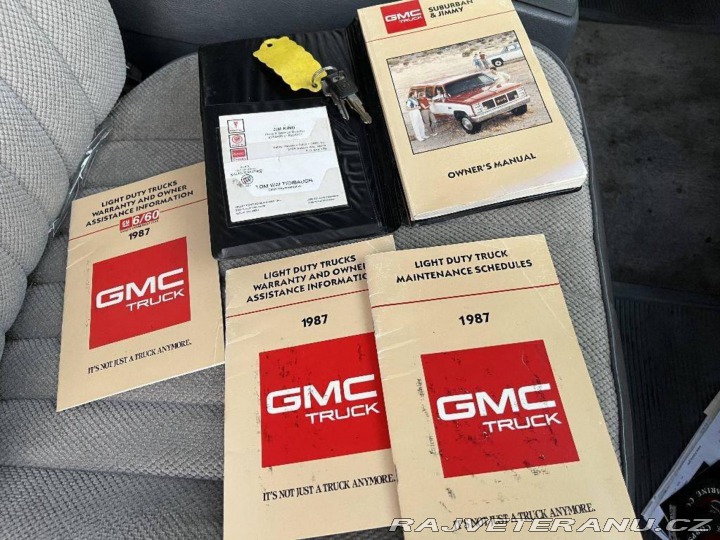 Ostatní značky Ostatní modely GCM Suburban Sierra Classic 2500 1987
