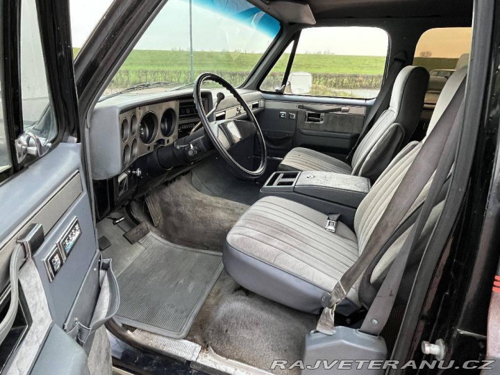 Ostatní značky Ostatní modely GCM Suburban Sierra Classic 2500 1987
