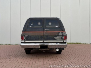 Ostatní značky Ostatní modely GCM Suburban Sierra Classic 2500 1987