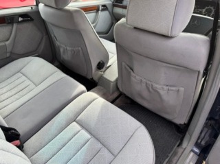 Mercedes-Benz E 220 (2) 1995