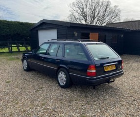 Mercedes-Benz E 220 (2) 1995