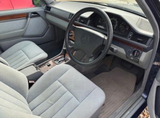 Mercedes-Benz E 220 (2) 1995