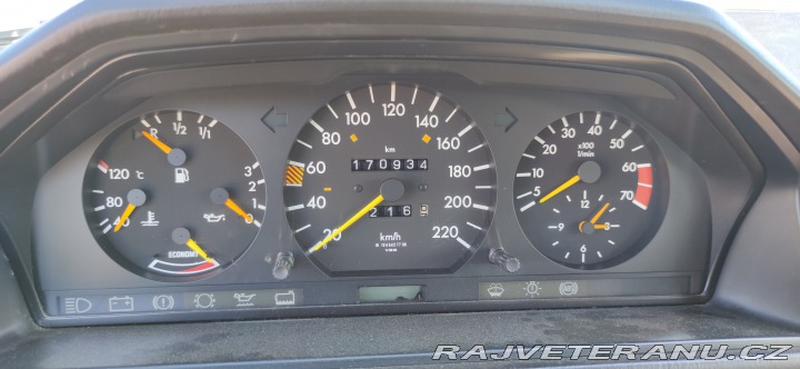 Mercedes-Benz E W124 1986