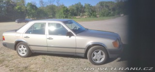 Mercedes-Benz E W124 1986