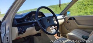 Mercedes-Benz E W124 1986