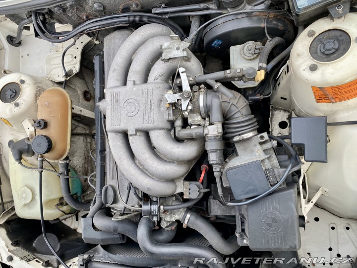 BMW 3 e30 325i 126 kw M technic 1986