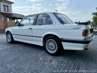 BMW 3 e30 325i 126 kw M technic 1986