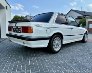BMW 3 e30 325i 126 kw M technic 1986