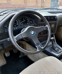 BMW 3 e30 325i 126 kw M technic 1986