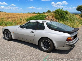 Porsche 944  1985