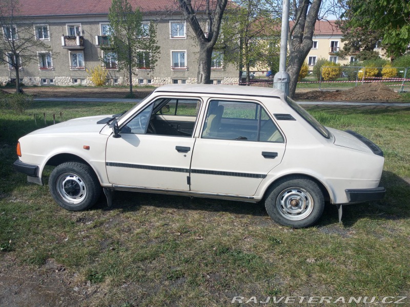 Škoda 125 125 L