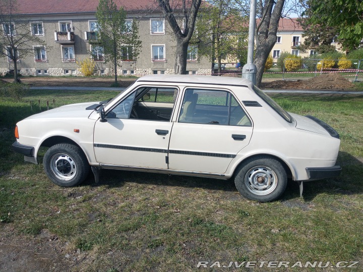 Škoda 125 125 L 1989