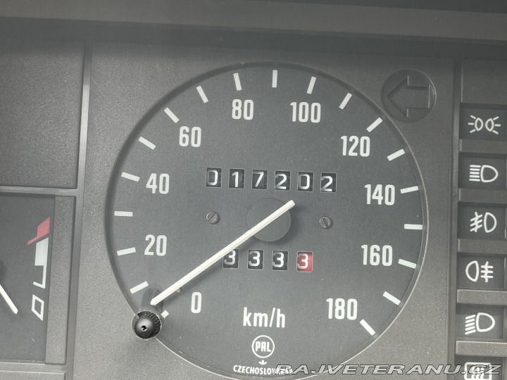 Škoda Favorit 135 lux 1990
