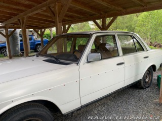 Mercedes-Benz 240 123 D 1979