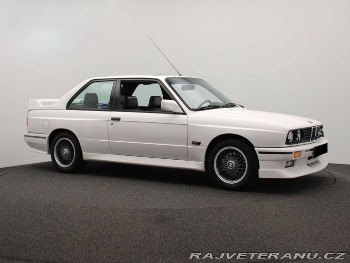 BMW M3 E30 1989