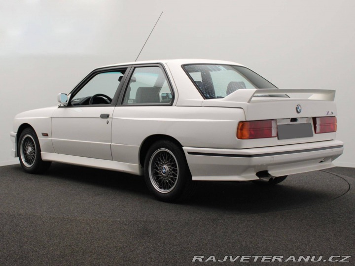 BMW M3 E30 1989