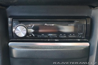 Mercedes-Benz 230 115 W115 230.4 manuál 1974