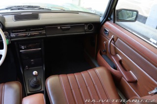 Mercedes-Benz 230 115 W115 230.4 manuál 1974
