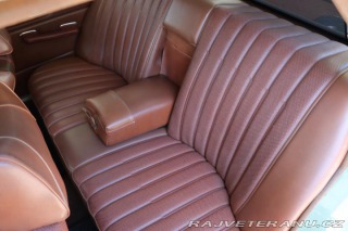 Mercedes-Benz 230 115 W115 230.4 manuál 1974