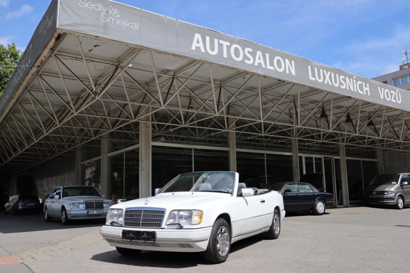Mercedes-Benz 320 124 E320 CABRIO 162kW