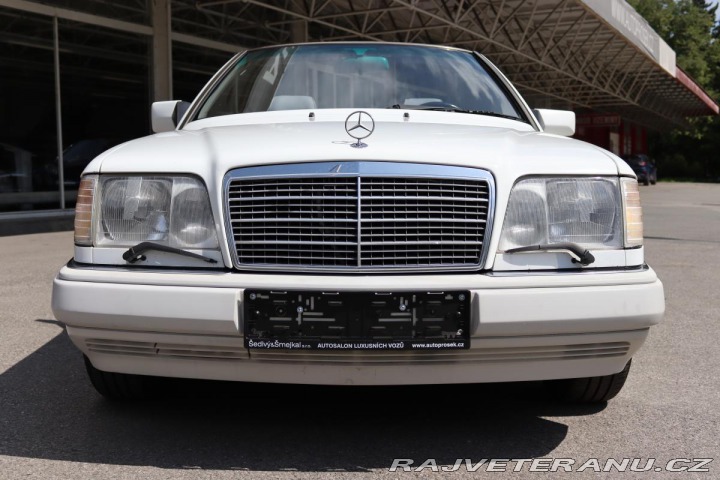 Mercedes-Benz 320 124 E320 CABRIO 162kW 1995