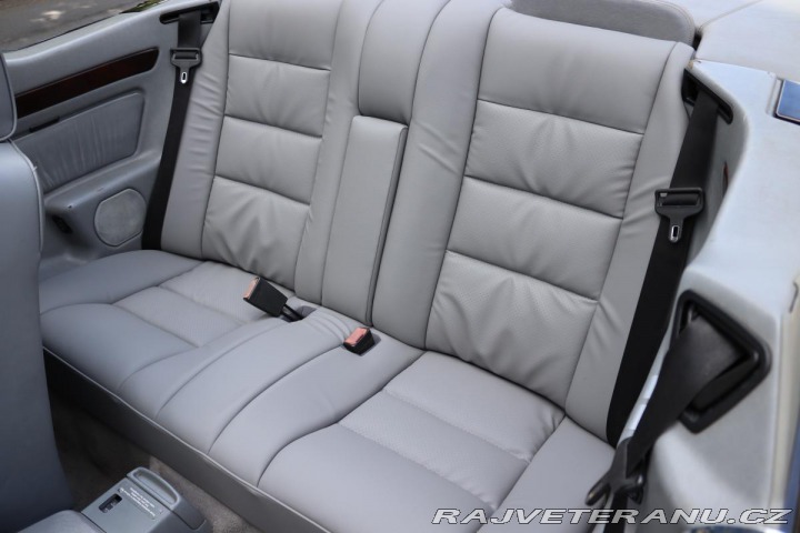 Mercedes-Benz 320 124 E320 CABRIO 162kW 1995