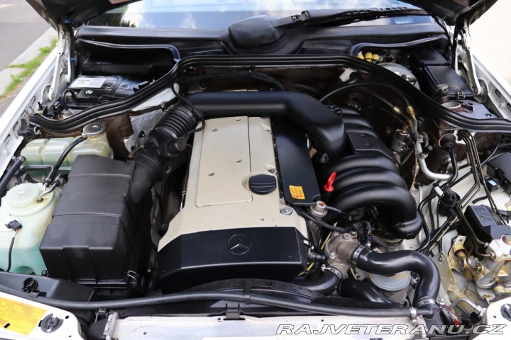 Mercedes-Benz 320 124 E320 CABRIO 162kW 1995