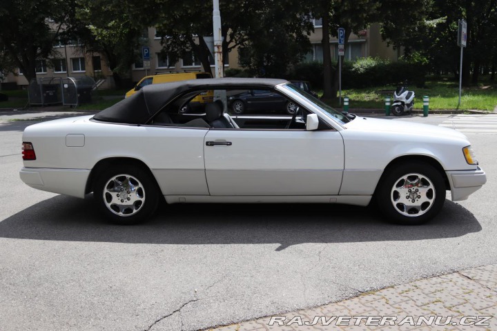 Mercedes-Benz 320 124 E320 CABRIO 162kW 1995