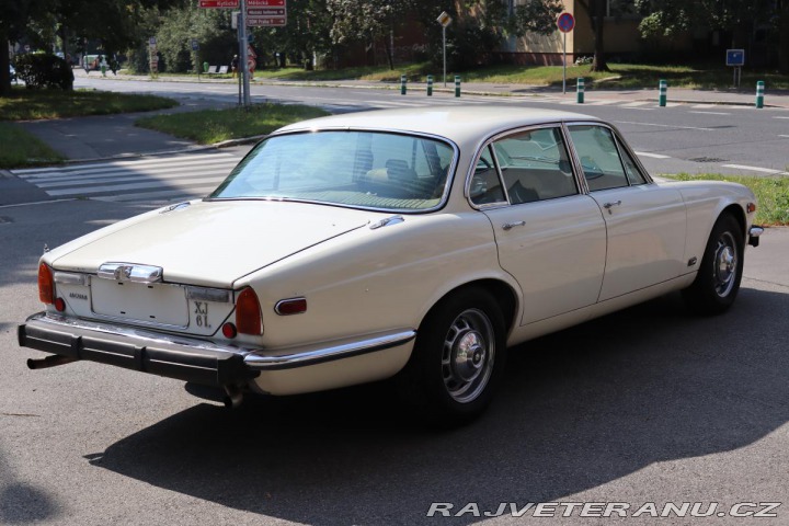 Jaguar XJ XJ6 XJ6L 4.2 V6 125kW 1975