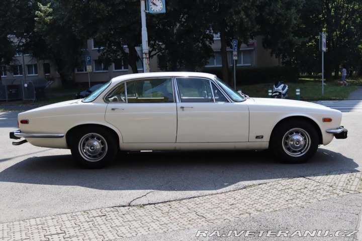 Jaguar XJ XJ6 XJ6L 4.2 V6 125kW 1975