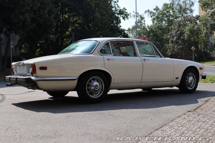 Jaguar XJ XJ6 XJ6L 4.2 V6 125kW 1975
