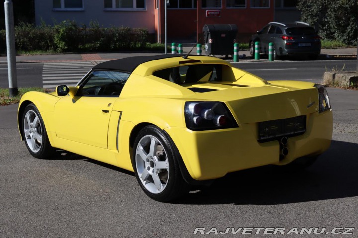 Opel Ostatní modely Speedster 2.2 16V 108kW 23 TIS KM Č 2002
