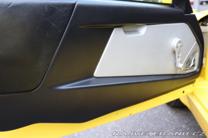 Opel Ostatní modely Speedster 2.2 16V 108kW 23 TIS KM Č 2002