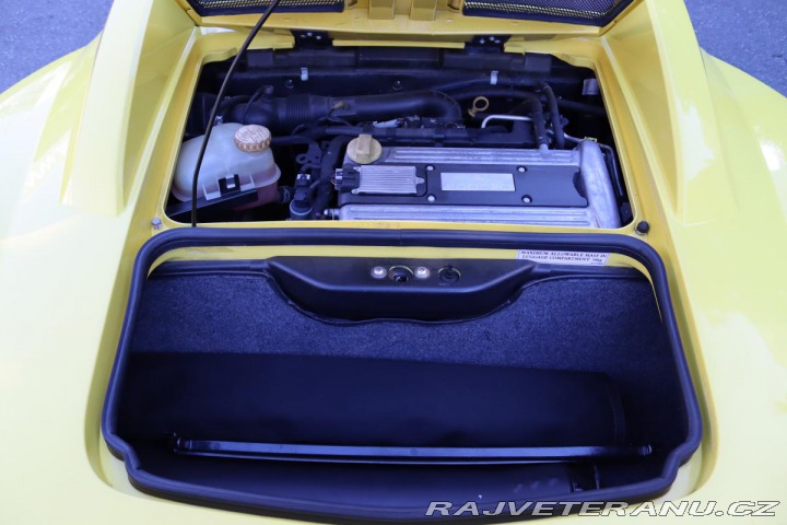 Opel Ostatní modely Speedster 2.2 16V 108kW 23 TIS KM Č 2002