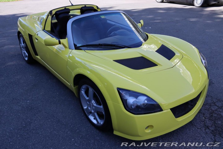 Opel Ostatní modely Speedster 2.2 16V 108kW 23 TIS KM Č 2002