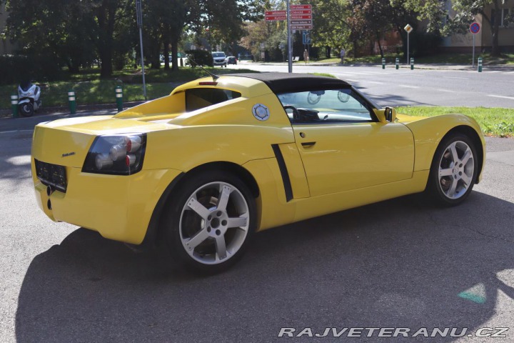 Opel Ostatní modely Speedster 2.2 16V 108kW 23 TIS KM Č 2002