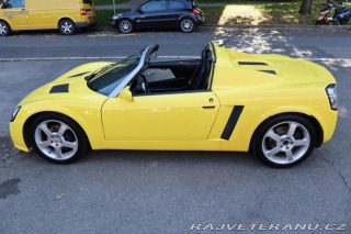 Opel Ostatní modely Speedster 2.2 16V 108kW 23 TIS KM Č 2002