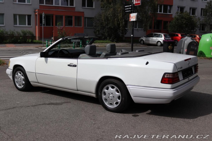 Mercedes-Benz 320 124 E320 CABRIO 162kW 199 1994