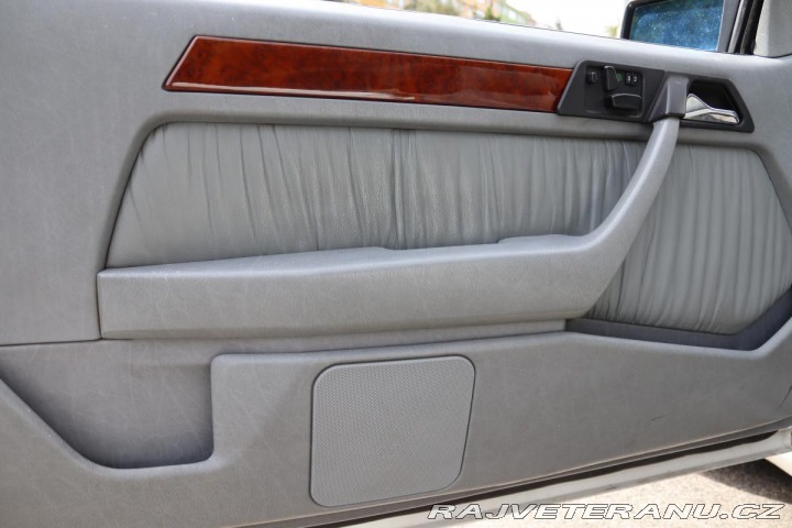 Mercedes-Benz 320 124 E320 CABRIO 162kW 199 1994