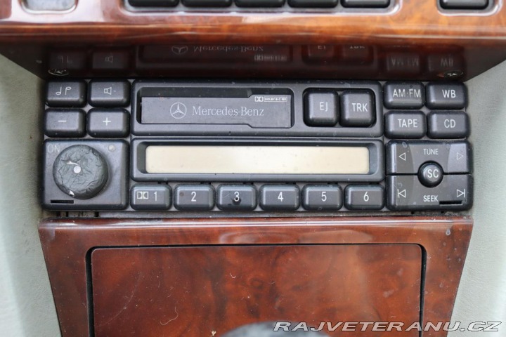 Mercedes-Benz 320 124 E320 CABRIO 162kW 199 1994