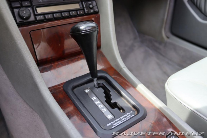 Mercedes-Benz 320 124 E320 CABRIO 162kW 199 1994