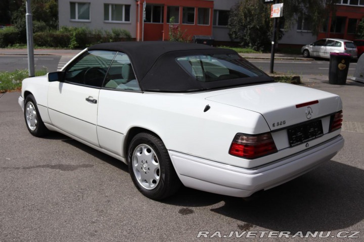 Mercedes-Benz 320 124 E320 CABRIO 162kW 199 1994