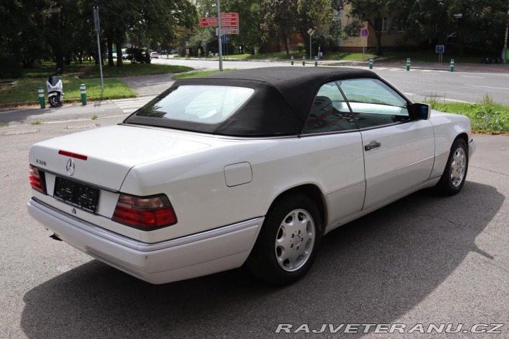 Mercedes-Benz 320 124 E320 CABRIO 162kW 199 1994