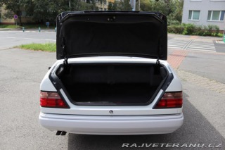 Mercedes-Benz 320 124 E320 CABRIO 162kW 199 1994