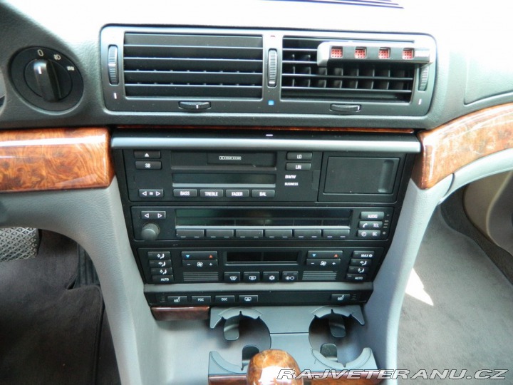 BMW 7 730D E38 142kW 2000