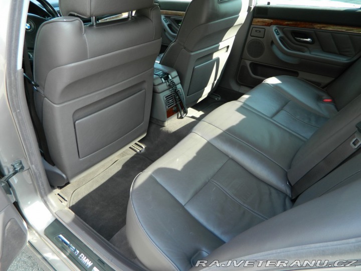 BMW 7 730D E38 142kW 2000