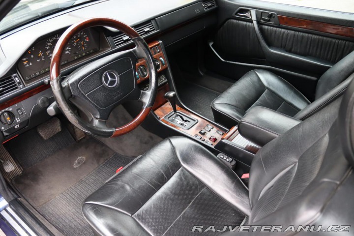 Mercedes-Benz 320 124 E320 CABRIO 162kW 1995