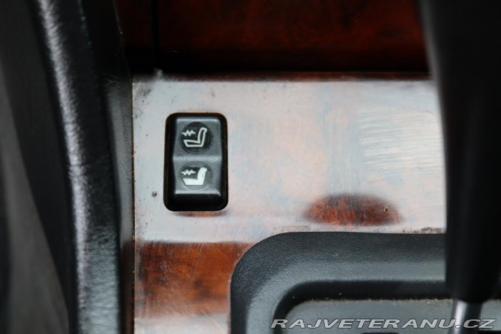 Mercedes-Benz 320 124 E320 CABRIO 162kW 1995