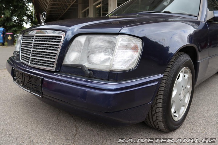 Mercedes-Benz 320 124 E320 CABRIO 162kW 1995